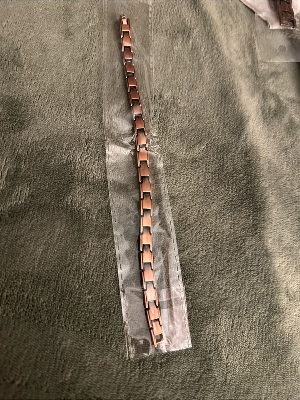 Men's Copper-Tone Link Bracelet - Stylish Rose Gold Finish